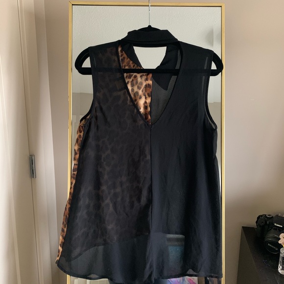 Leopard print sheer top - Picture 2 of 2